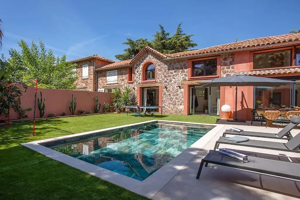 Villa 4 Etoiles, 300M2, 700 M Plage, 5 Min Du Centre Saint-Raphael  France