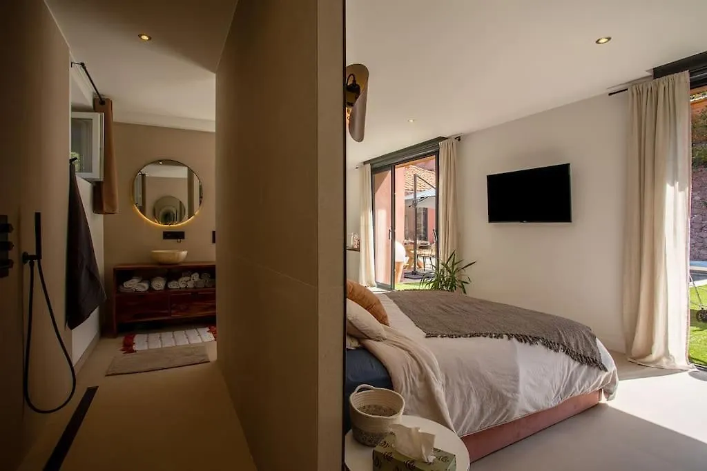 Villa 4 Etoiles, 300M2, 700 M Plage, 5 Min Du Centre Saint-Raphael  0*, Saint-Raphael (Var)